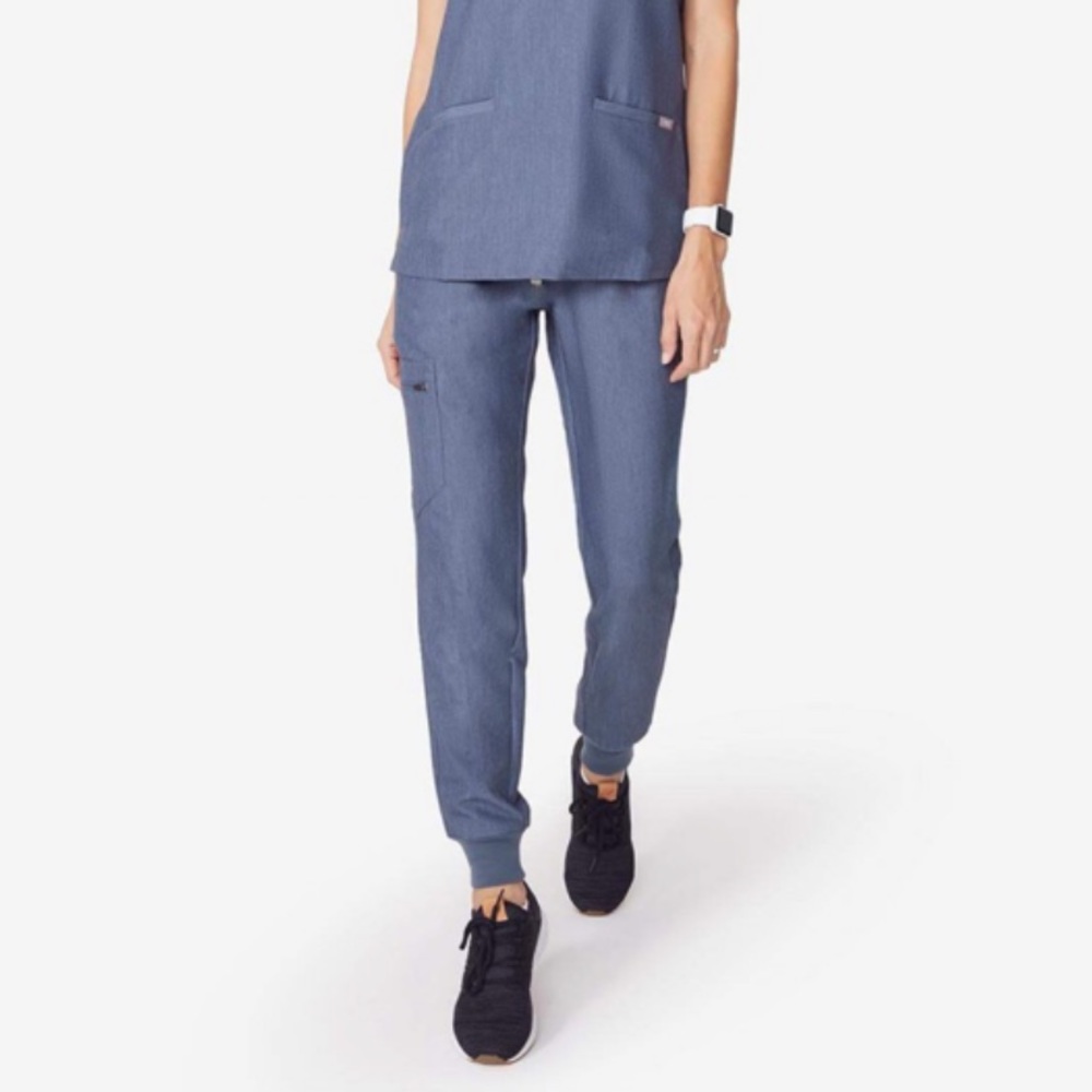 Figs scrubs set